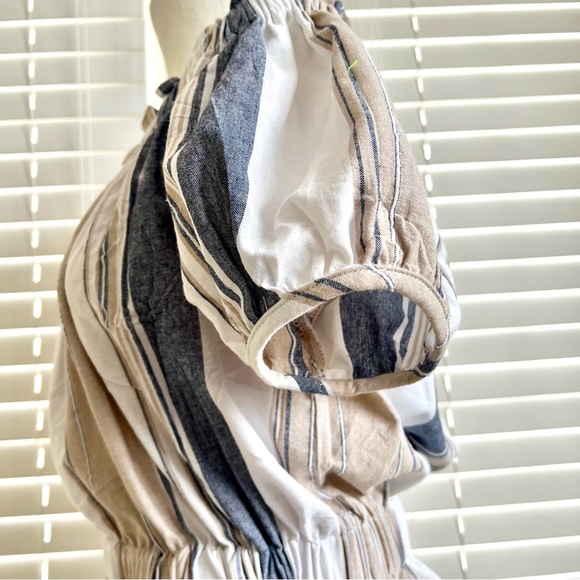 Everly Sz Medium Off The Shoulder Crop Top Blouse Blue and Tan, Puffy Sleeves - Picture 11 of 13